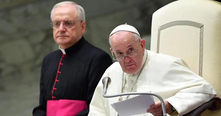 Papa Francisco sigue critico pero sin crisis Vaticano