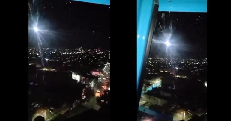 Suspenden servicio en estaciones del Cablebús L2; usuarios quedan atrapados 