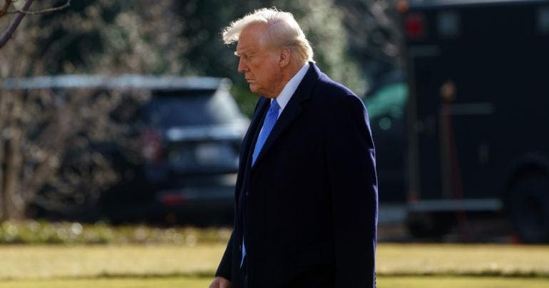 Trump modifica su denuncia contra el canal CBS y le reclama 20 mmdd
