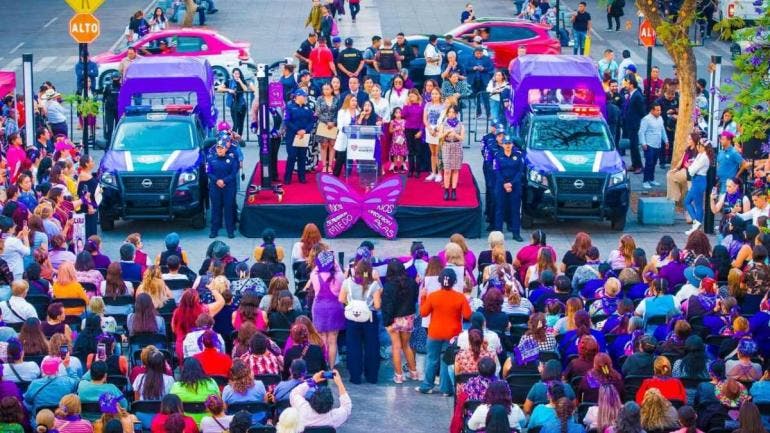 Fuerza Violeta: mujeres policías combaten violencia de género en GAM