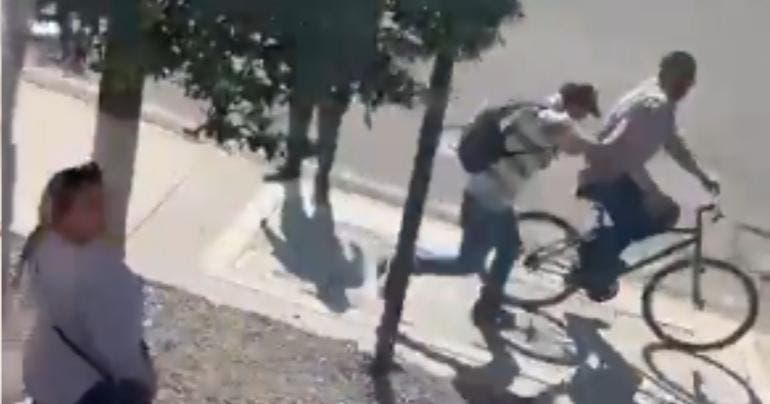 Ladrones en bicicleta roban 100 mil pesos a cuentahabiente en Querétaro