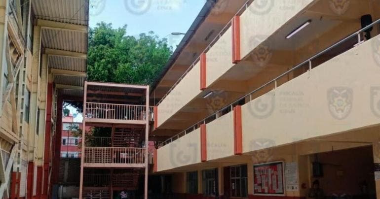 padres Fatima N Secundaria 236 ella no se avento