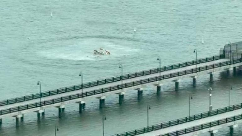 Cae helicóptero al río Hudson en NY