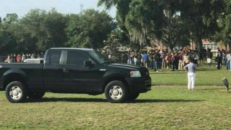 Un herido por tiroteo en una escuela de Florida