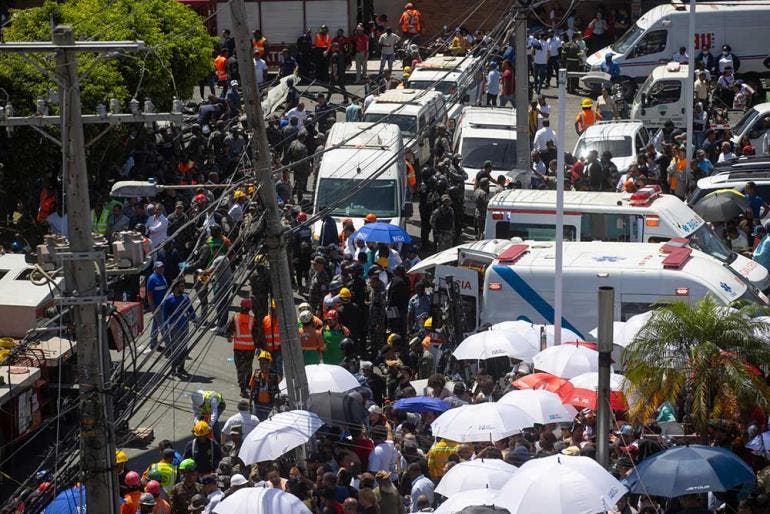 Tragedia en Santo Domingo: Suman 58 muertos por derrumbe en Jet Set (Fotos: EFE)