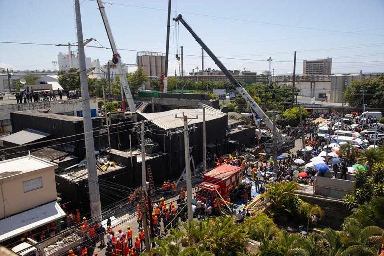 Tragedia en Santo Domingo: Suman 58 muertos por derrumbe en Jet Set (Fotos: EFE)