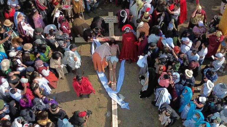 ‘No somos solo violencia’ Iztapalapa defiende candidatura a la Unesco con su viacrucis 