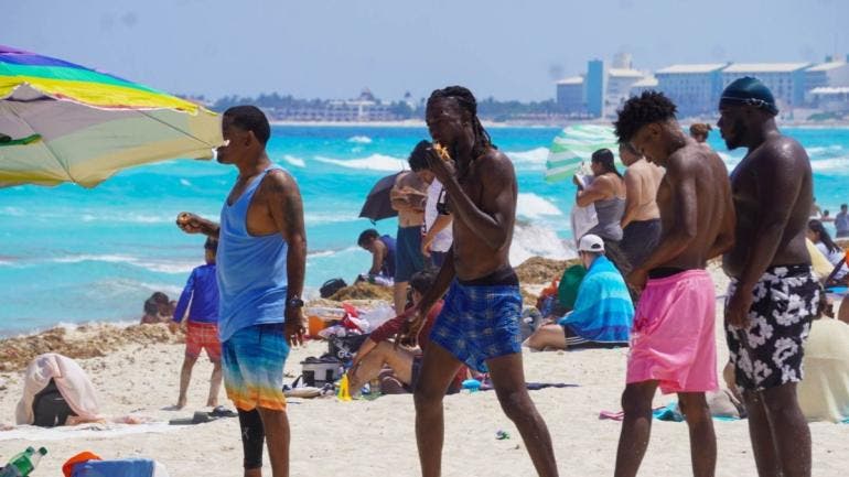 PIB turistico cae cierre 2024 Inegi