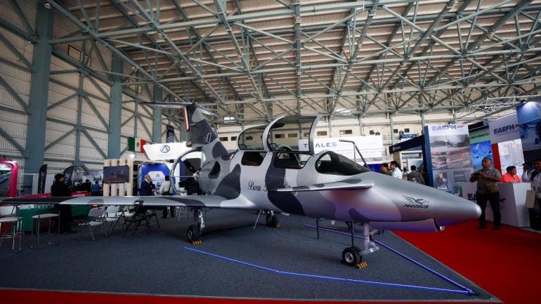 primer avion fabricado Mexico venta 2026