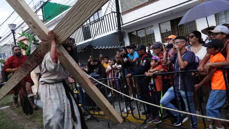SSC despliega más de 3 mil elementos por la representación de la Pasión de Cristo en Iztapalapa