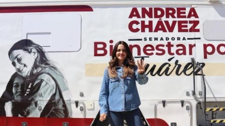 Retirará Andrea Chávez su imagen de ambulancias en Chihuahua, tras llamado de Sheinbaum
