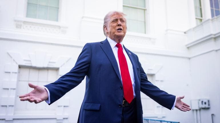 Trump rompe protocolos pide anexion Canada