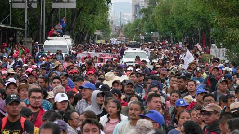 CNTE acuerda levantar paro y plantón tras más de 15 días de protestas