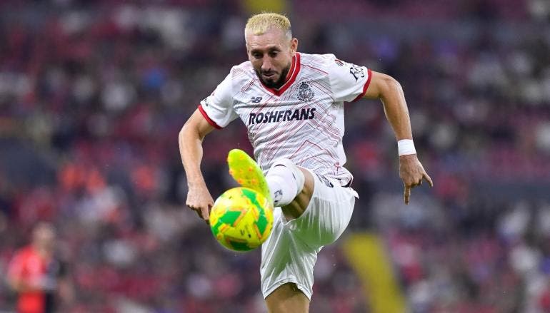 Héctor Herrera