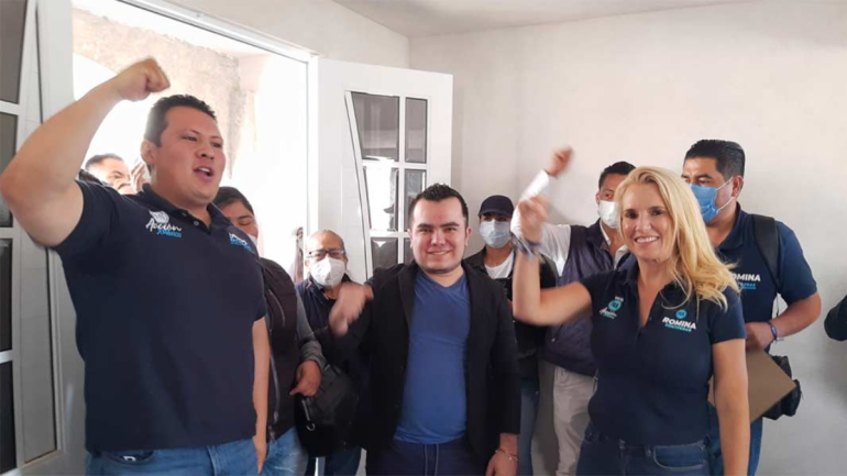 Se unen petistas a Romina Contreras