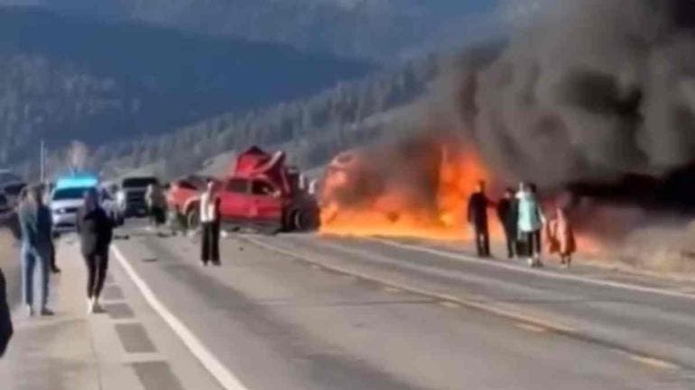 VIDEO  Choque cerca del parque Yellowstone deja al menos 7 muertos