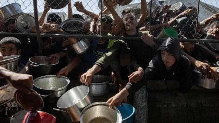En Gaza, nadie debería elegir entre morir de hambre o por buscar comida