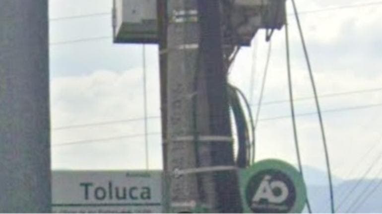 caen tres robo tienda conveniencia Olivar de los Padres