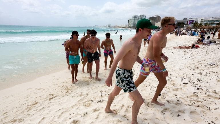 turismo internacional crece abril 20