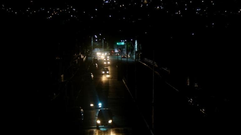 Apagones se resolverán a más tardar el fin de semana, prevé López Obrador