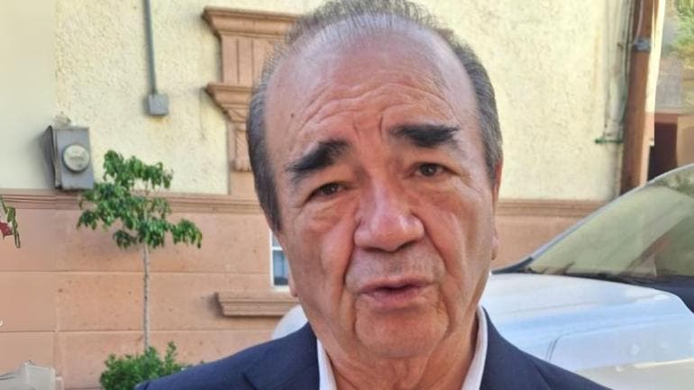 Higinio Martínez le ha Cumplido a la izquierda: MHG