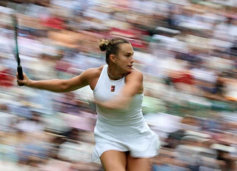 Sabalenka se mete a tercera ronda de Wimbledon tras derrotar a Bouzkova (EFE)