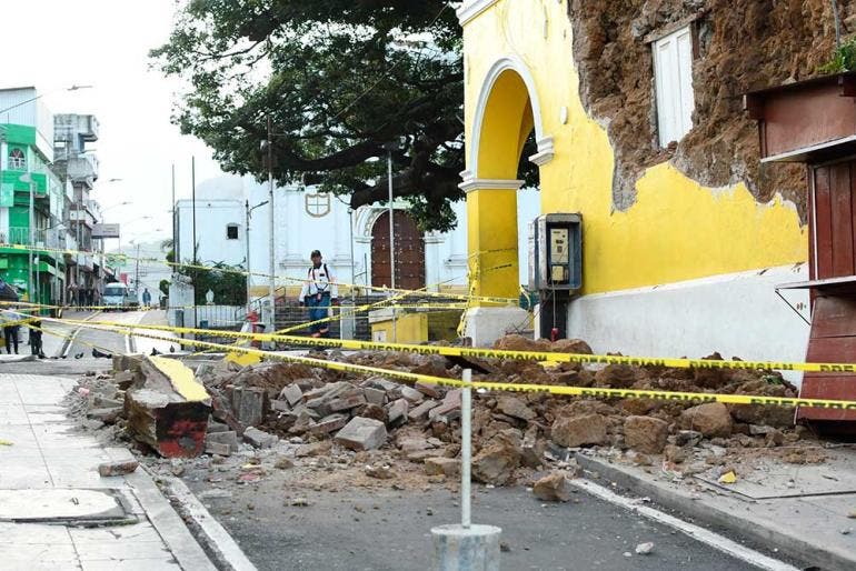 Por fuertes sismos, reportan 2 muertos y casas dañadas en Guatemala (Fotos: EFE)