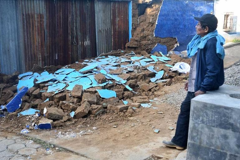 Por fuertes sismos, reportan 2 muertos y casas dañadas en Guatemala (Fotos: EFE)