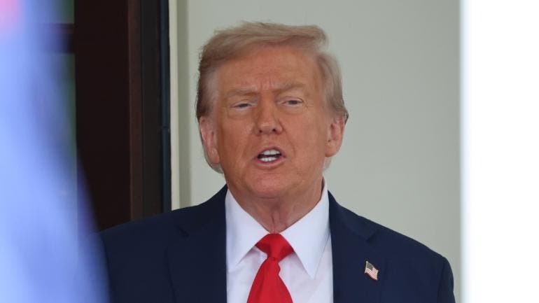 AI Trump usa IA deportar migrantes
