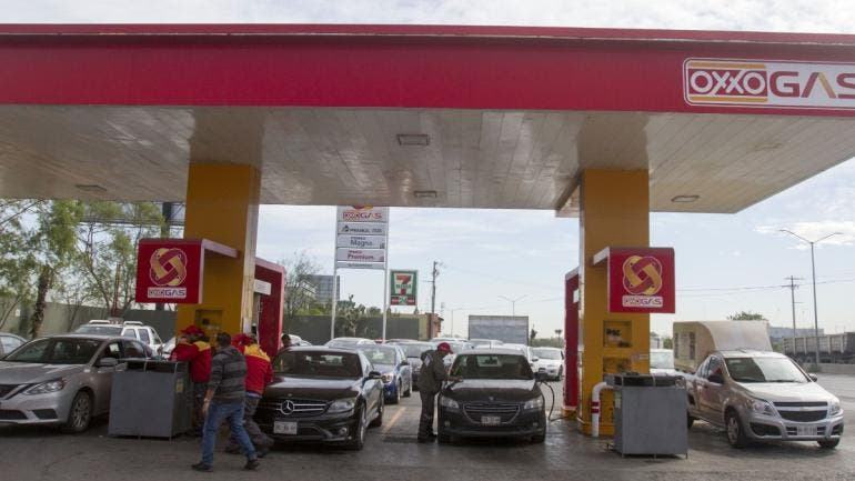 alista gobierno mantener tope precios gasolina