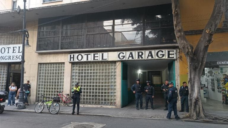 balean extranjera hotel Metro San Cosme