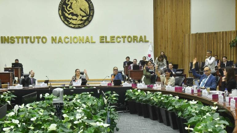 corregira INE 45 triunfos judiciales
