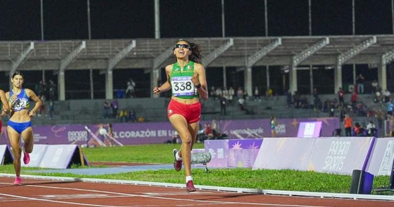 Dafne Juárez 