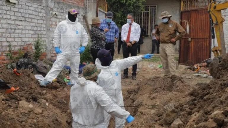 fosa La Calera Irapuato 32 cuerpos