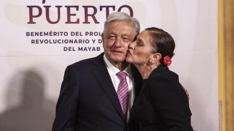 Gutierrez Muller vivir Espana AMLO