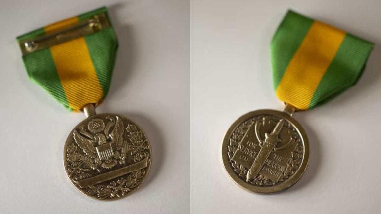 Medalla frontera mexicana