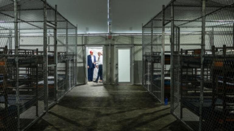 ordena jueza desmantelar Alligator Alcatraz 60 dias