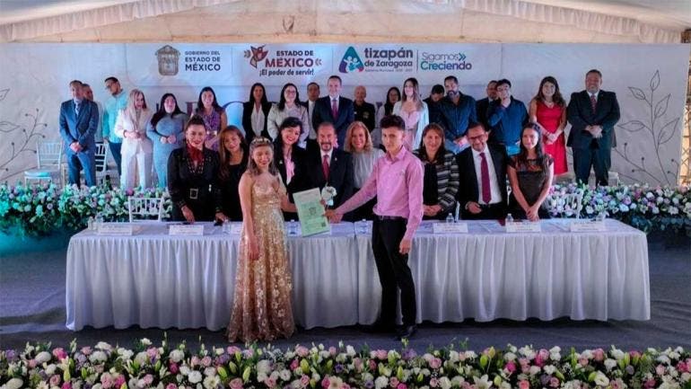 Se unieron en matrimonio 663 parejas atizapenses