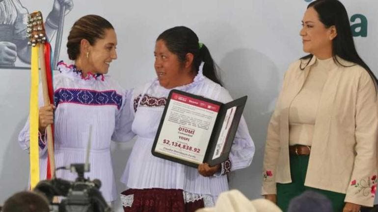 Reconocen a pueblos indígenas y afromexicanos como sujetos de derecho y patrimonio propio