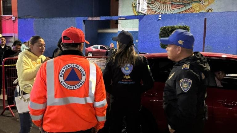acribillan automovilista edificio sede Cuauhtemoc.jpg