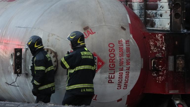 atencion victimas explosion pipa caso por caso.jpg