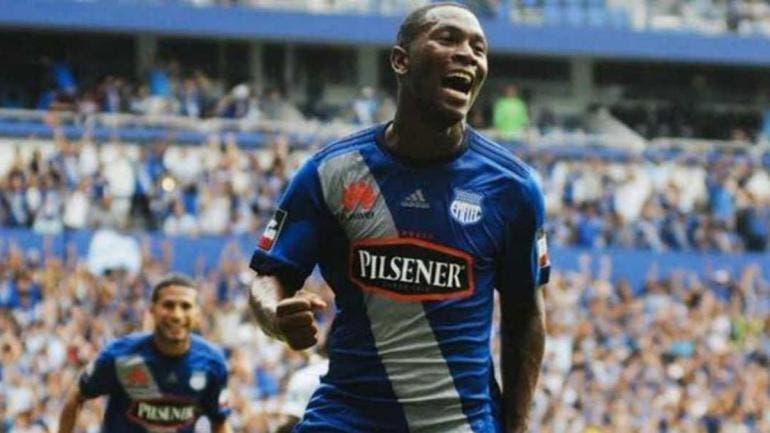 Brayan Ángulo emocionado por vestir la camiseta de Cruz Azul