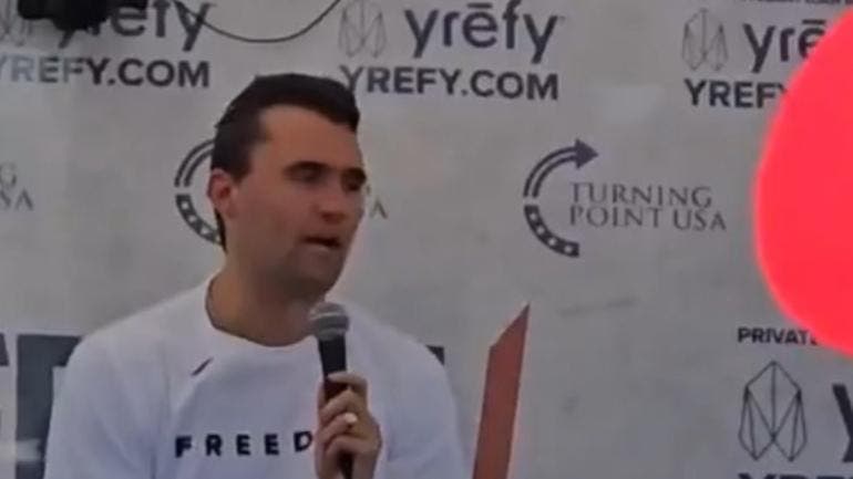 cae presunto asesino Charlie Kirk dice FBI.jpg