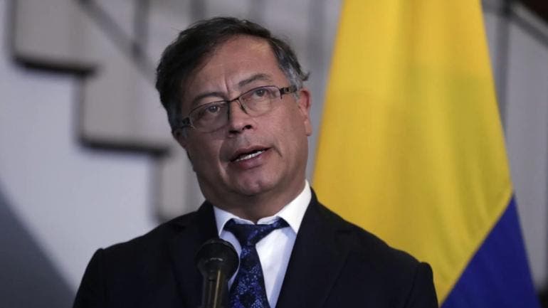 condena Petro asesinato colombianos Mexico.jpg