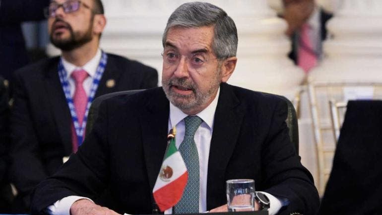 El canciller Juan Ramón de la Fuente