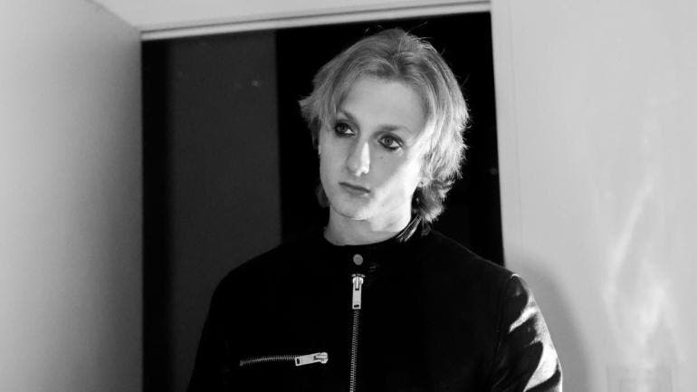 LOVE GHOST