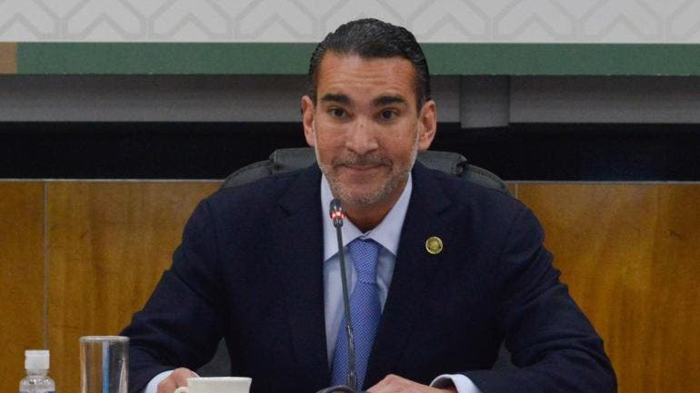 Melgar Bravo ve ratas Morena PVEM.jpg