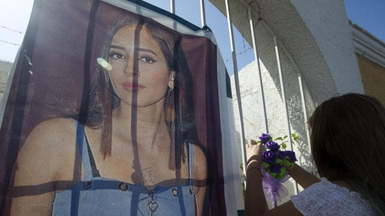padres Debanhi piden justicia documental.jpg