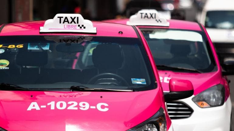 reporta Semovi 73 mil taxis obsoletos CDMX.jpg