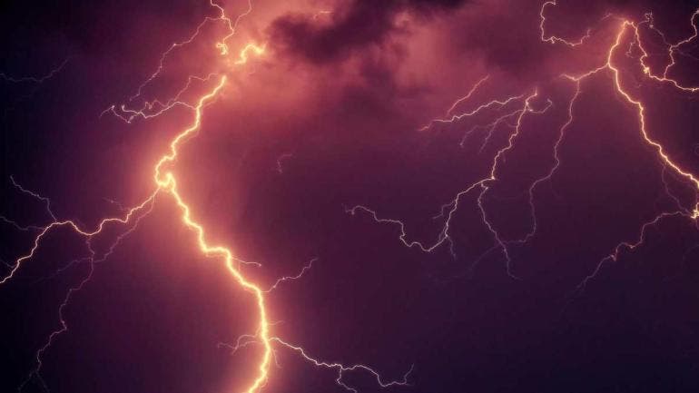 Se activó la Alerta Amarilla por pronóstico de lluvias fuertes y posible caída de granizo para la noche de este sábado 4 de octubre